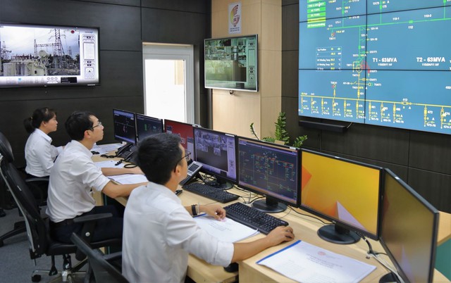PC Đà Nẵng: Ứng dụng công nghệ, đảm bảo an toàn điện mùa mưa bão - Ảnh 1.