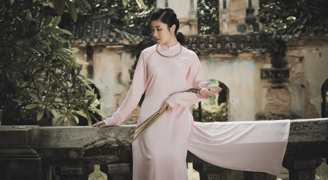 1.000 năm lưu giữ vẻ đẹp Việt của làng nghề may áo dài Trạch Xá - Ảnh 2.