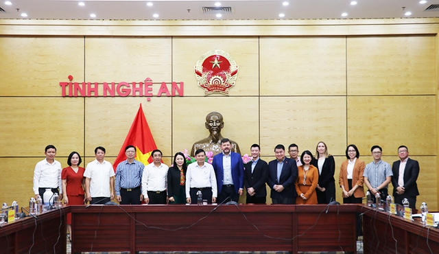 Nghệ An: UBND tỉnh làm việc với Tập đoàn Central Retail Việt Nam - Ảnh 6.