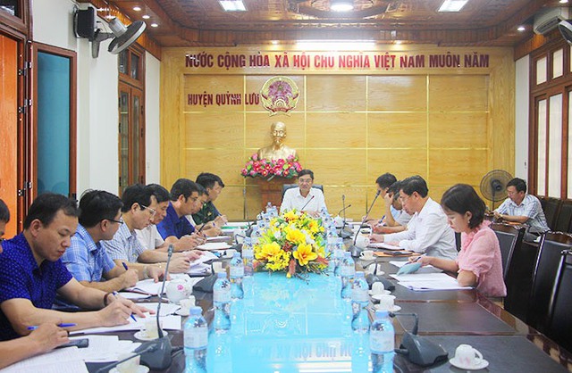 Nghệ An: Phó Bí thư Tỉnh ủy kiểm tra việc chống khai thác IUU tại một số cảng cá - Ảnh 1.