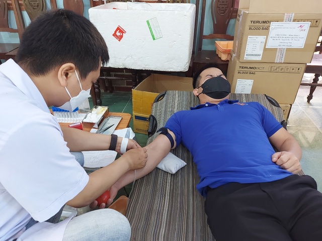 Quảng Nam: Đặt mục tiêu vận động hiến 15.890 đơn vị máu năm 2023 - Ảnh 1.
