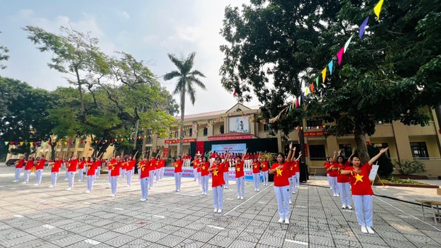 Trường THCS Khai Quang (Vĩnh Phúc): Chào mừng kỷ niệm 40 năm ngày Nhà giáo Việt Nam - Ảnh 5.