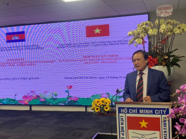Việt Nam đứng đầu khối Asean đầu tư vào Campuchia - Ảnh 1.