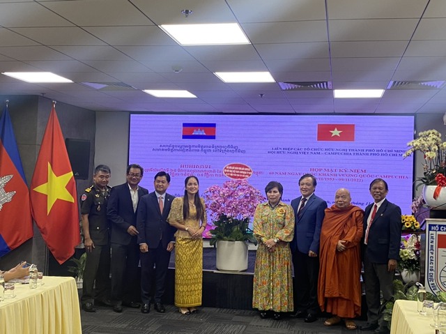Việt Nam đứng đầu khối Asean đầu tư vào Campuchia - Ảnh 3.