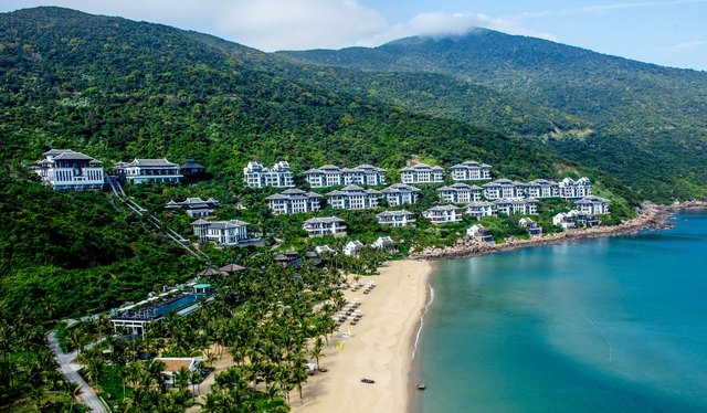 Bản sao của InterContinental Danang Sun Peninsula Resort tọa lạc tại bán đảo Sơn Trà