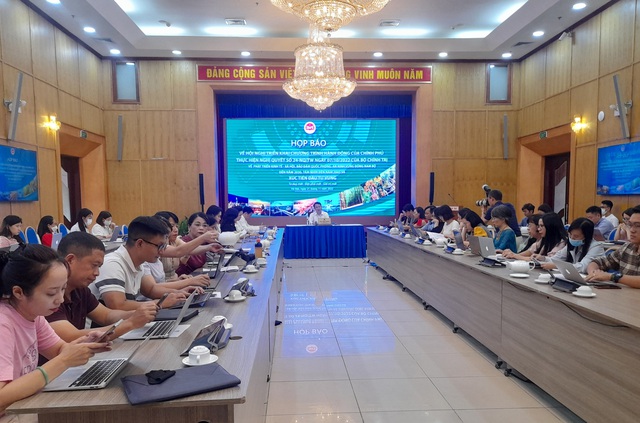 Thủ tướng Phạm Minh Chính chủ trì Hội nghị thúc đẩy đầu tư phát triển vùng Đông Nam Bộ  - Ảnh 2.