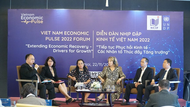 IMF hạ dự báo tăng trưởng kinh tế Việt Nam năm 2023 xuống 5,8% - Ảnh 4.
