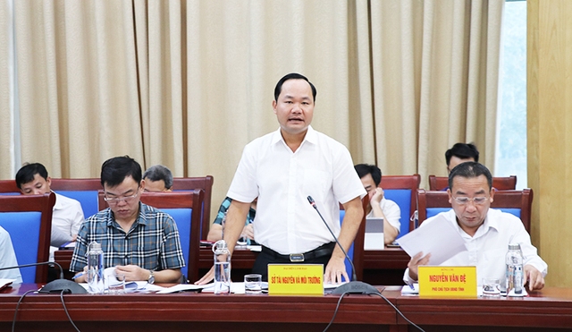 Nghệ An: Đoàn Giám sát HĐND tỉnh làm việc với UBND tỉnh về công tác quản lý nhà nước về khoáng sản và đất đai trên địa bàn - Ảnh 2.