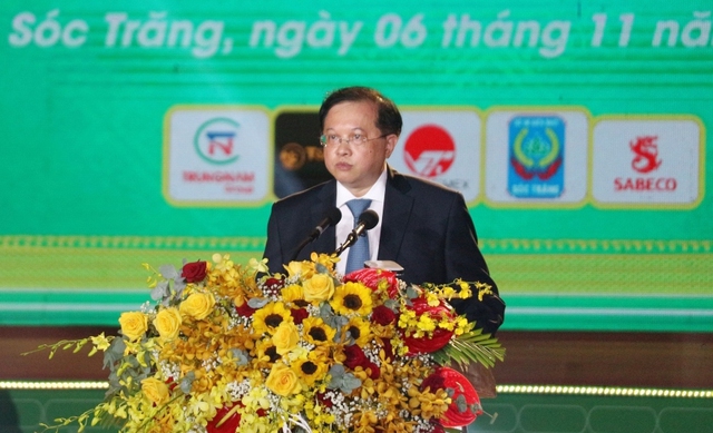 Ông Tạ Quang Đông - Thứ trưởng Bộ Văn hóa, Thể thao và Du lịch phát biểu chính thức khai mạc Ngày hội Văn hóa, Thể thao và Du lịch đồng bào Khmer Nam Bộ lần thứ VIII và Lễ hội Oóc Om Bóc - Đua ghe Ngo khu vực ĐBSCL lần thứ V, năm 2022.