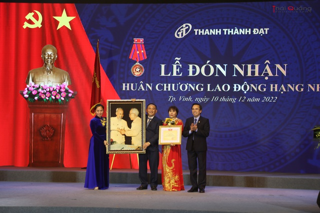 Công ty Thanh Thành Đạt kỷ niệm 20 năm thành lập và đón nhận Huân chương Lao động hạng Nhì - Ảnh 4.