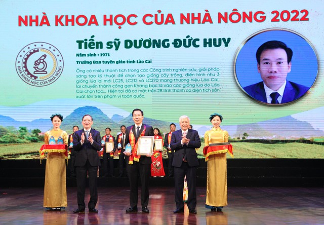Vinh danh 62 nhà khoa học có đóng góp tiêu biểu cho sự phát triển của nông nghiệp, nông thôn Việt Nam - Ảnh 3.