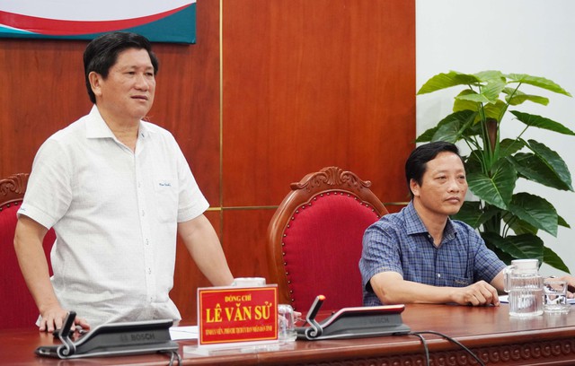 Ông Lê Văn Sử - Phó Chủ tịch UBND tỉnh, Trưởng ban Tổ chức Ngày hội Cua Cà Mau - Lần thứ I năm 2022, phát biểu tại buổi họp báo báo chí.