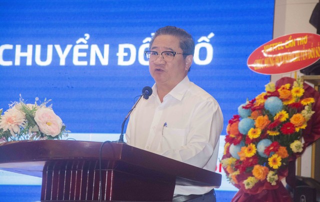 Ông Trần Việt Trường, Chủ tịch UBND TP Cần Thơ phát biểu khai mạc Hội thảo.