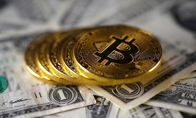 Giá Bitcoin hôm nay 19/12: Duy trì giao dịch dưới 17.000 USD - Ảnh 1.