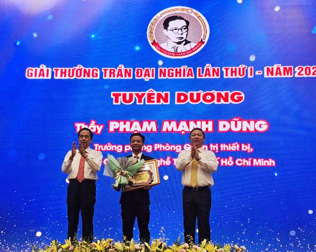 TP. Hồ Chí Minh tổ chức trao Giải thưởng Trần Đại Nghĩa lần thứ nhất năm 2022 - Ảnh 6.
