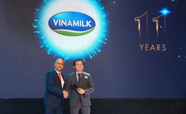 Tính bền vững - yếu tố đưa Vinamilk 11 năm liền thuộc TOP kinh doanh hiệu quả nhất Việt Nam - Ảnh 2.
