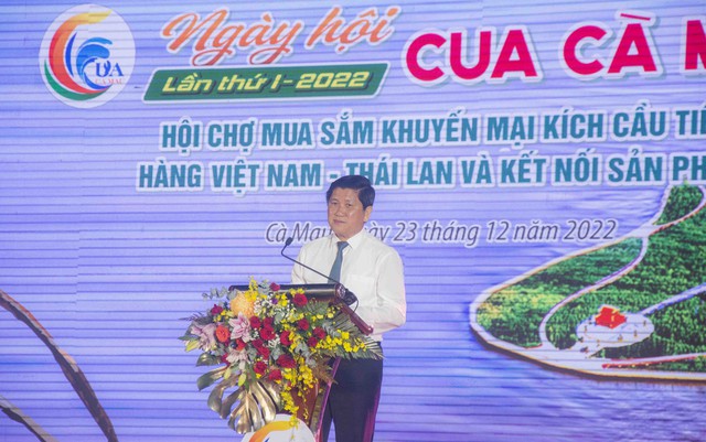 Ông Lê Văn Sử - Phó Chủ tịch UBND tỉnh Cà Mau phát biểu khai mạc Ngày hội.