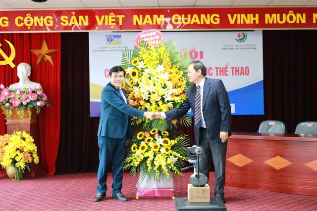 Hội nghị khoa học Sinh lý học thể dục thể thao tại Bệnh viện Thể thao Việt Nam - Ảnh 2.