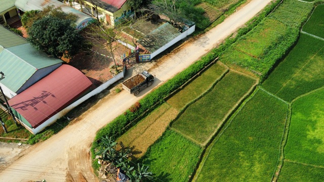 Phú Thọ: Ngang nhiên khai thác đất trái phép tại huyện Cẩm Khê - Ảnh 6.