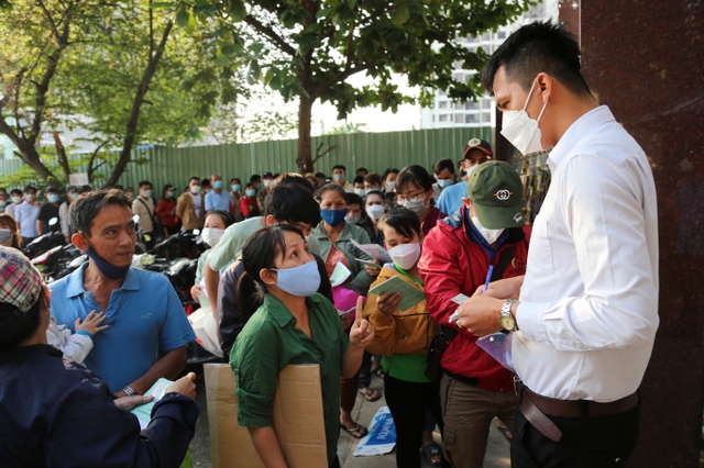 Tổng Liên đoàn Lao động Việt Nam đề xuất tăng lương tối thiểu vùng mức 7-8% - Ảnh 1.