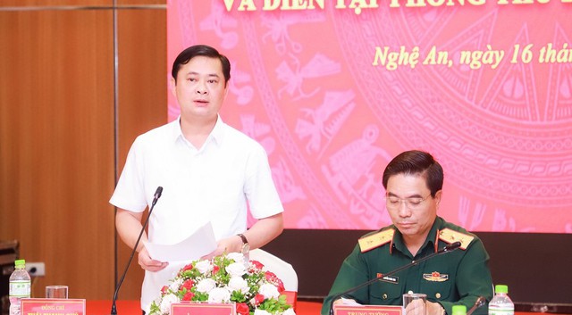 Nghệ An: Bộ Tư lệnh Quân khu 4 làm việc với tỉnh về diễn tập khu vực phòng thủ, phòng thủ dân sự - Ảnh 4.
