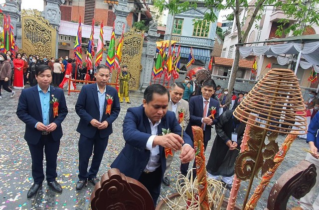 Hà Nội: Đình Ninh Giang bảo tồn, phát huy những giá trị lịch sử trường tồn với thời gian - Ảnh 3.
