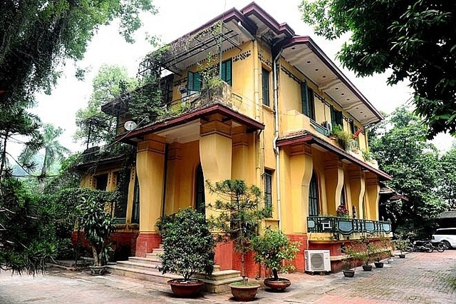 Hà Nội quyết định tạm dừng bán 600 biệt thự cũ ở nội thành - Ảnh 1.