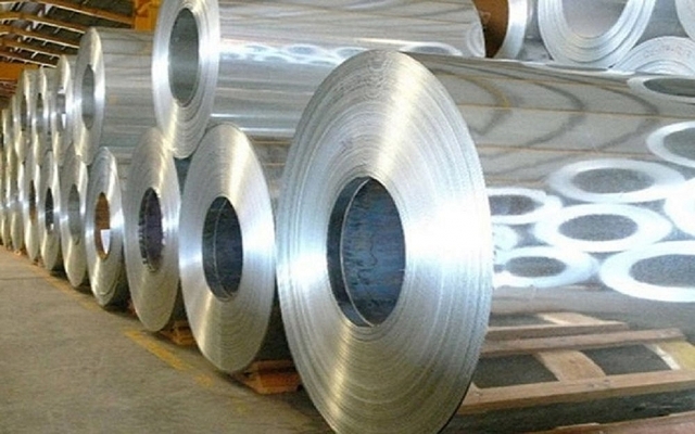 Việt Nam dừng áp thuế chống bán phá giá với thép mạ từ Hàn Quốc, Trung Quốc - Ảnh 1.