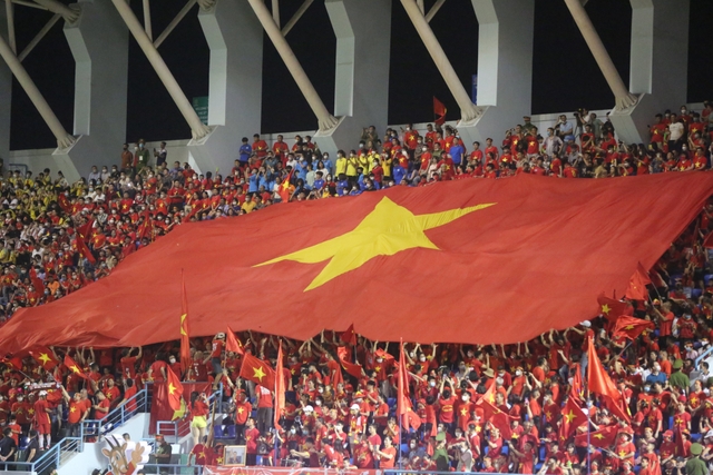 Quảng Ninh: Phát 14.500 vé mời xem trận chung kết bóng đá nữ SEA Games 31 - Ảnh 2.