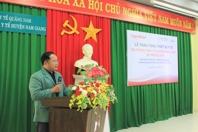 BS.CKII. Chrưm Thanh Vòm phát biểu tại buổi lễ