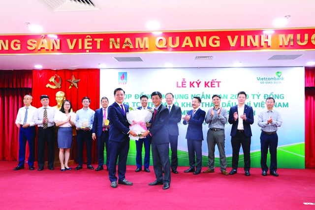 Ông Trần Quốc Việt - Chủ tịch HĐTV PVEP tham dự Lễ ký kết thỏa thuận hợp tác với Ngân hàng Vietconbank.