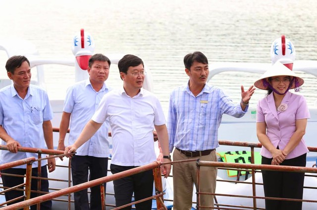 Nghệ An: Chủ tịch UBND tỉnh Nguyễn Đức Trung làm việc với lãnh đạo huyện Nghĩa Đàn - Ảnh 6.