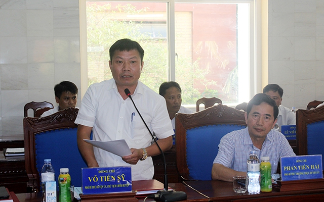 Nghệ An: Chủ tịch UBND tỉnh Nguyễn Đức Trung làm việc với lãnh đạo huyện Nghĩa Đàn - Ảnh 2.
