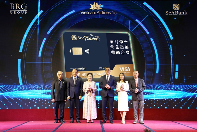 SeABank, Tập đoàn BRG và Vietnam Airlines ra mắt thẻ đồng thương hiệu SeATravel với nhiều ưu đãi du lịch, nghỉ dưỡng, mua sắm - Ảnh 1.