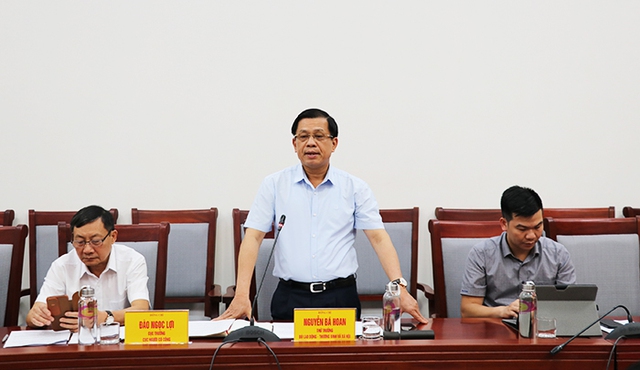 Lễ trao Bằng Tổ quốc ghi công năm 2022 được tổ chức tại Nghệ An. - Ảnh 2.