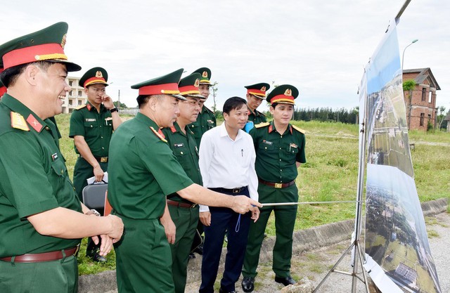 Nghệ An: Bộ Tham mưu Quân khu 4 kiểm tra công tác chuẩn bị diễn tập khu vực phòng thủ  - Ảnh 2.