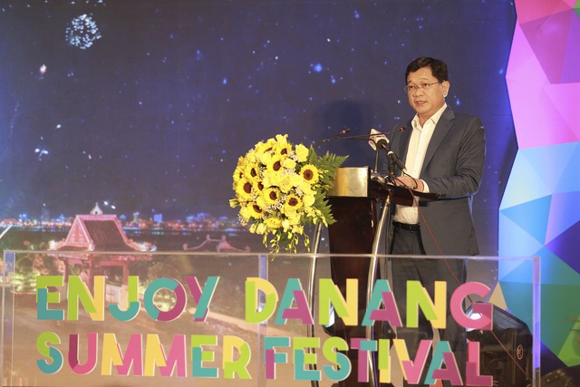 Ông Trần Phước Sơn- PCT UBND Thành phố ĐN phát biểu tại sự kiện họp báo