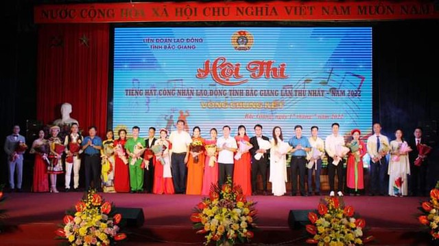 Chung kết hội thi “Tiếng hát công nhân lao động tỉnh Bắc Giang” lần thứ nhất-năm 2022 - Ảnh 1.