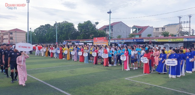 Nghệ An: Sôi động giải thể thao truyền thống Khu kinh tế Đông Nam - Ảnh 3.