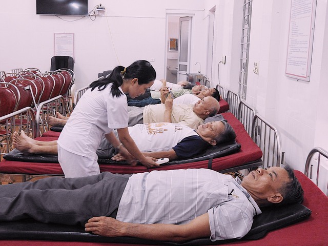 Trung tâm Điều dưỡng Người có công tỉnh Phú Thọ quan tâm, chăm lo đời sống thương bệnh binh và gia đình chính sách - Ảnh 3.