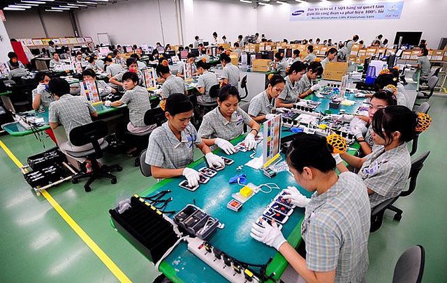Việt Nam xuất khẩu điện thoại, linh kiện thu về 29,17 tỷ USD - Ảnh 1.