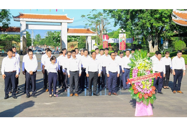 PC Đà Nẵng tổ chức nhiều hoạt động ý nghĩa nhân kỷ niệm 75 năm Ngày Thương binh - Liệt sĩ (27/7/1947 - 27/7/2022) - Ảnh 1.