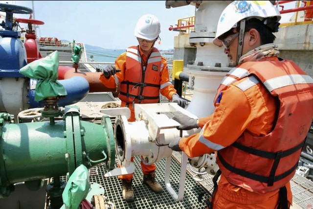 Thanh Hóa: Công ty TNHH Lọc hóa dầu Nghi Sơn đạt mốc cung cấp 20 triệu tấn sản phẩm xăng, dầu cho thị trường Việt Nam - Ảnh 2.