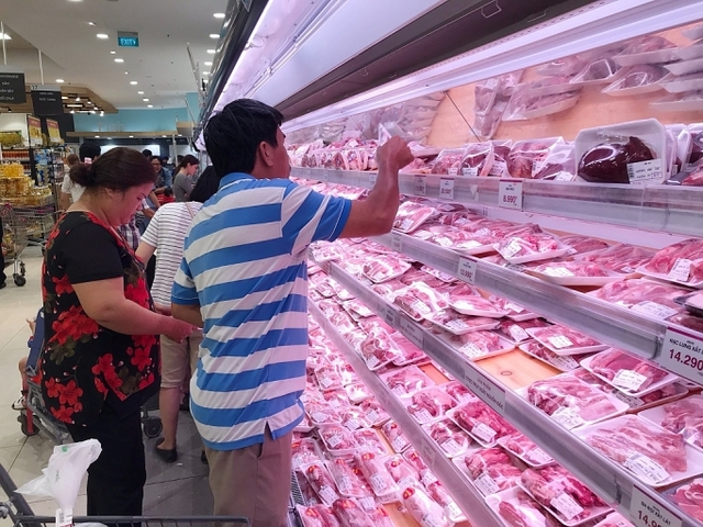 5 tháng đầu năm, nhập khẩu thịt lợn giảm gần một nửa - Ảnh 1.