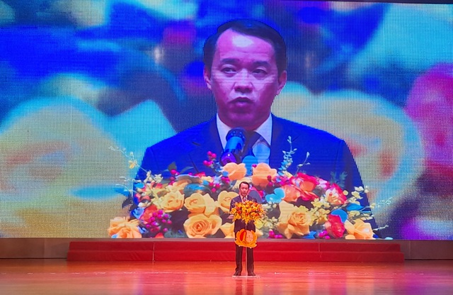Công an quận Bắc Từ Liêm đón nhận Huân chương Chiến công hạng Nhất - Ảnh 2. Công an quận Bắc Từ Liêm đón nhận Huân chương Chiến công hạng Nhất - Ảnh 2.
