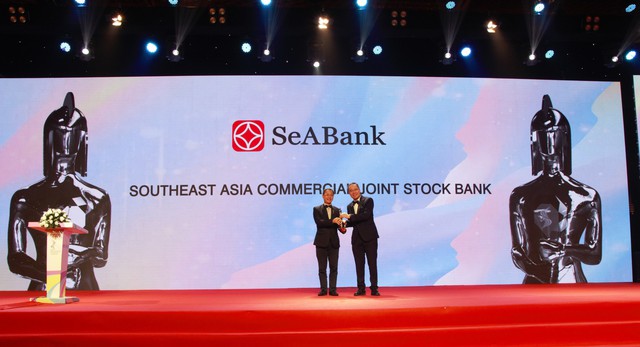 SeABank năm thứ 2 liên tiếp được vinh danh “Nơi làm việc tốt nhất Châu Á” - Ảnh 2.