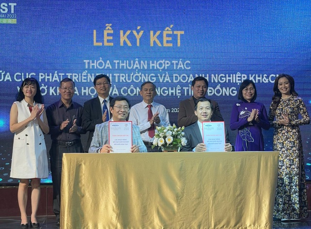 Đại diện Cục PTTT&DN KHCN ký kết thỏa thuận hợp tác với Sở KHCN tỉnh Đồng Nai.