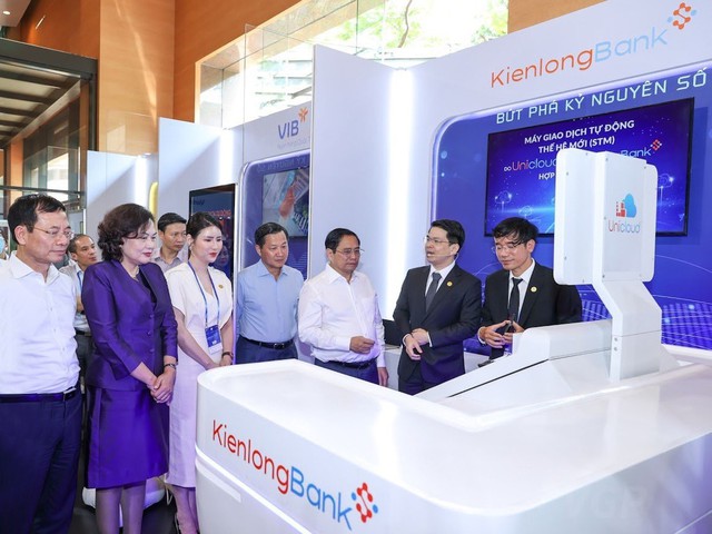 KienlongBank gây ấn tượng trong sự kiện “Chuyển đổi số” ngành Ngân hàng 2022 - Ảnh 1.