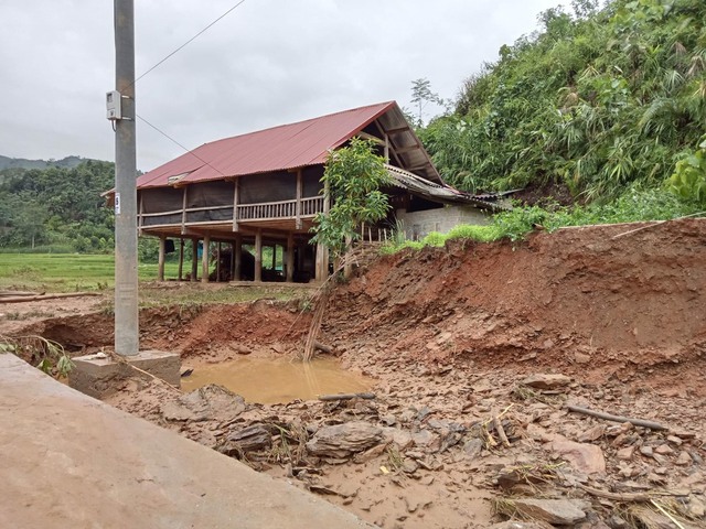 Huyện Bảo Yên khẩn trương khắc phục hậu quả sau mưa lũ - Ảnh 2.