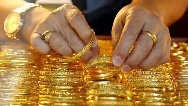 Giá vàng hôm nay 28/9: Vàng trong nước giảm 1 triệu đồng/lượng - Ảnh 1.